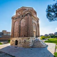 گنبد سرخ مراغه